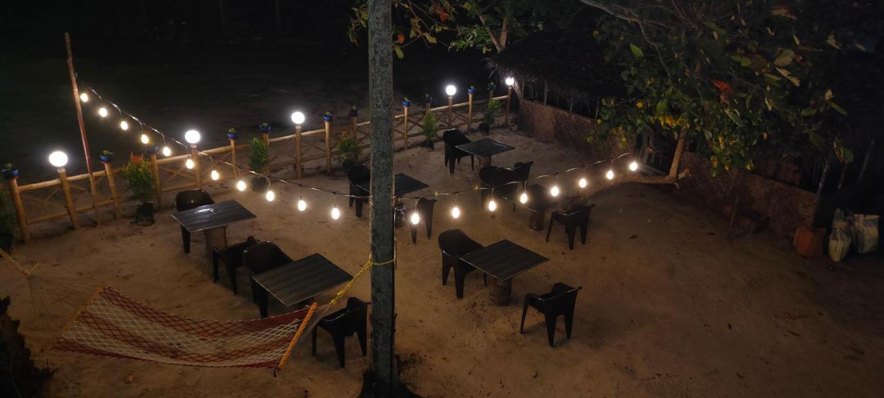Marari Blue Whale Beach House Alappuzha Zewnętrze zdjęcie