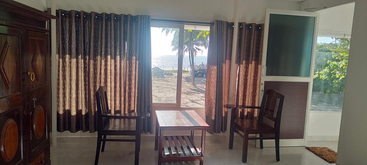 Marari Blue Whale Beach House Alappuzha Zewnętrze zdjęcie