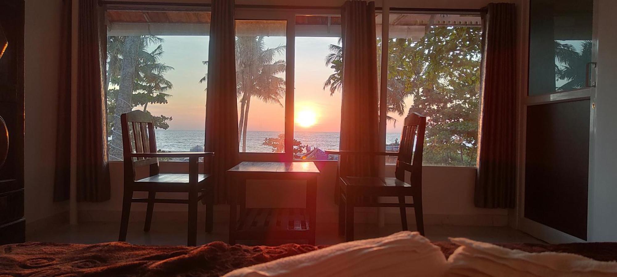 Marari Blue Whale Beach House Alappuzha Zewnętrze zdjęcie