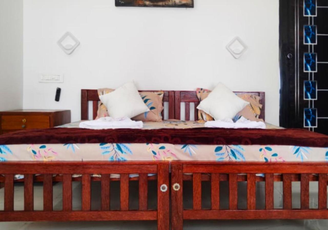 Marari Blue Whale Beach House Alappuzha Zewnętrze zdjęcie