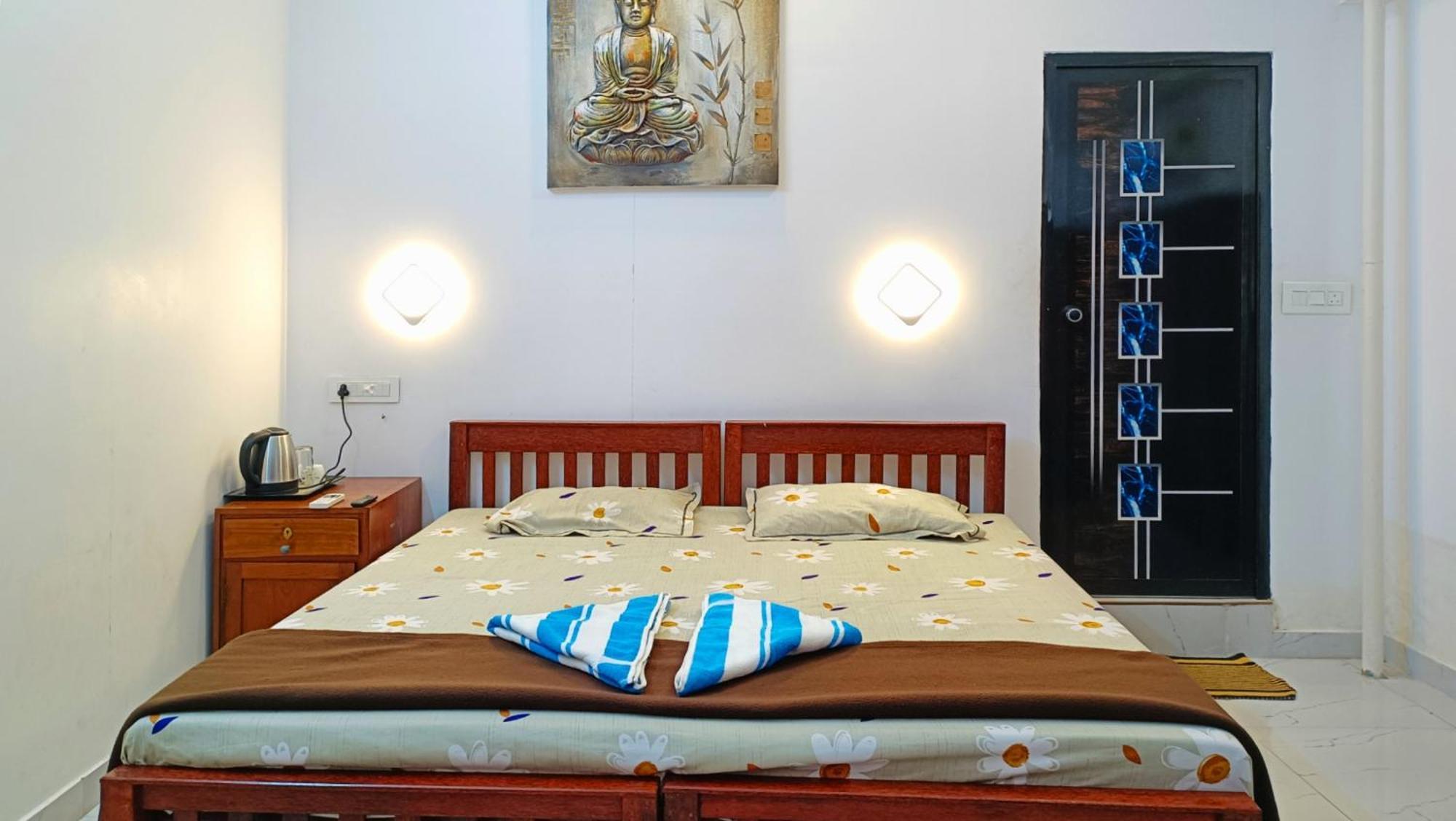 Marari Blue Whale Beach House Alappuzha Zewnętrze zdjęcie