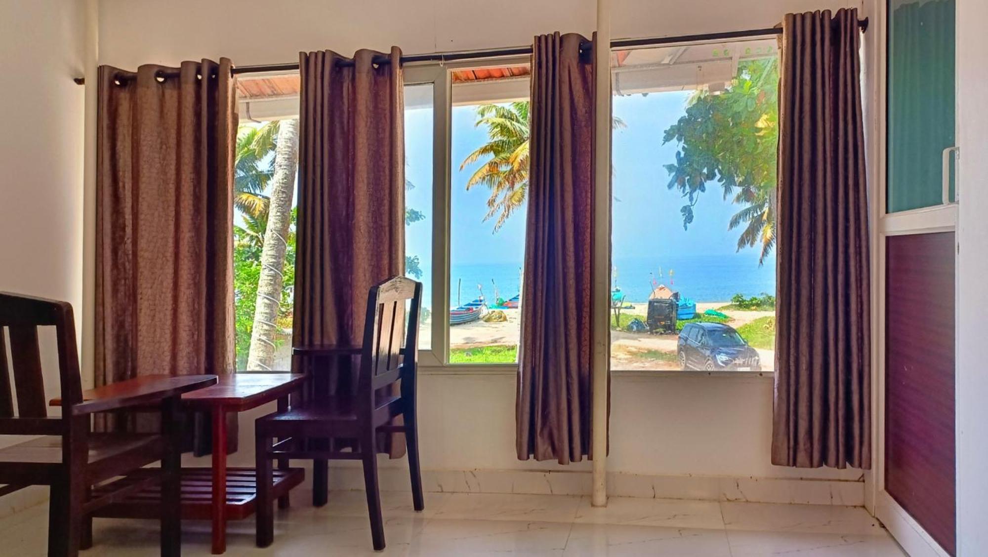 Marari Blue Whale Beach House Alappuzha Zewnętrze zdjęcie